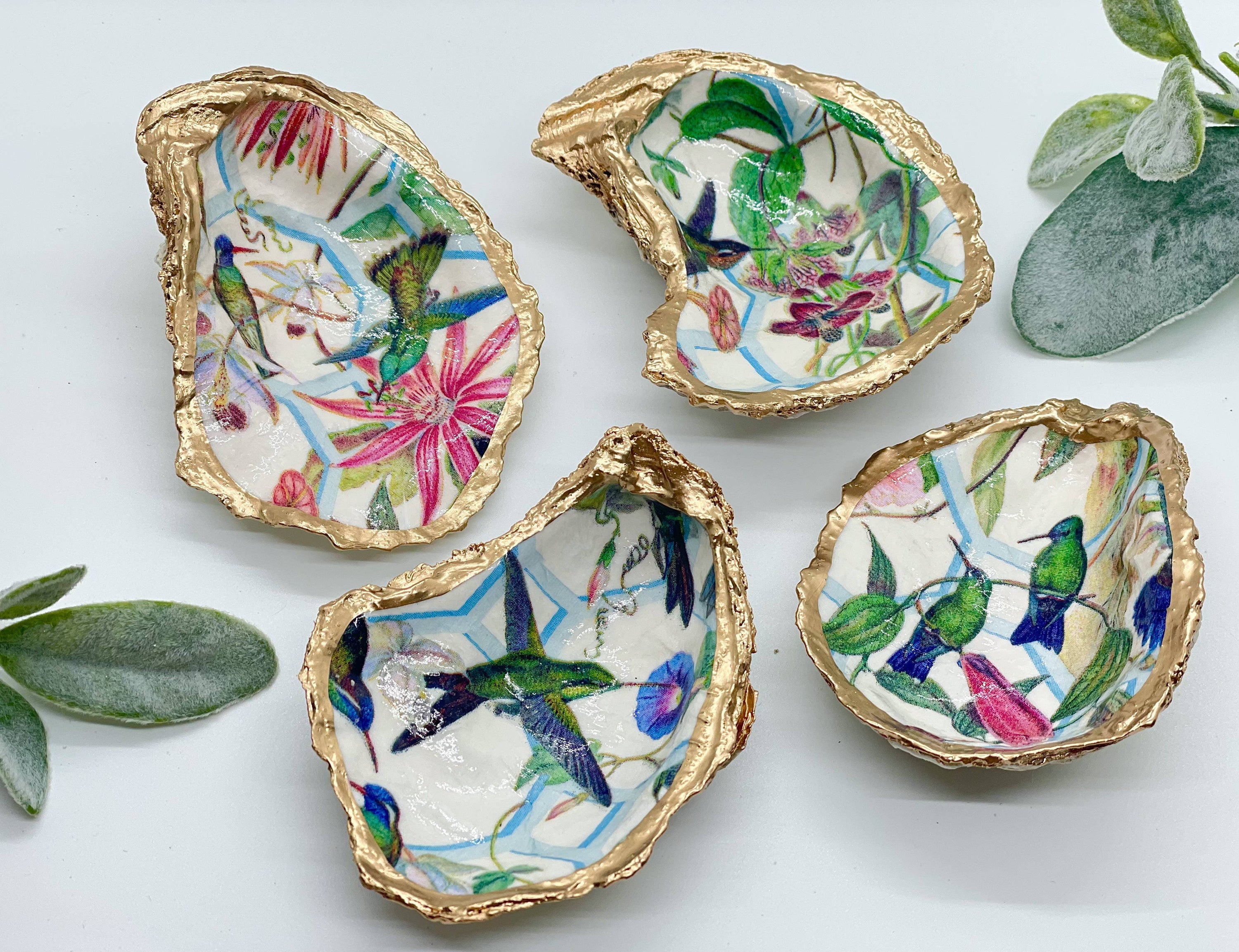 Hummingbird Oyster Jewelry Dish