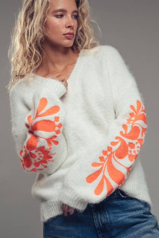 Urban Daizy - Floral Sleeve Fuzzy Knit Sweater