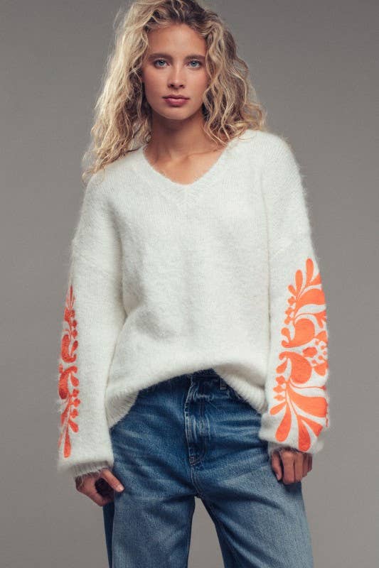 Urban Daizy - Floral Sleeve Fuzzy Knit Sweater