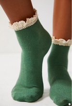 Load image into Gallery viewer, Waffle Knit Ankle Socks