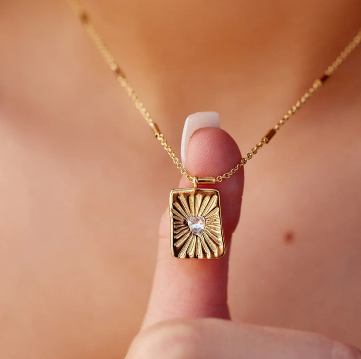 Puravida Gold Heartburst Pendant Necklace