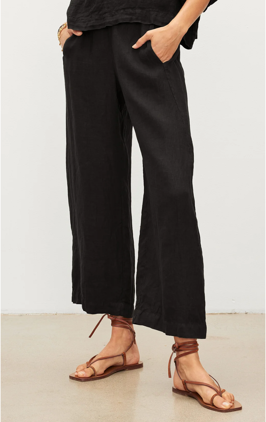 Velvet by Graham & Spencer Lola Linen Pants