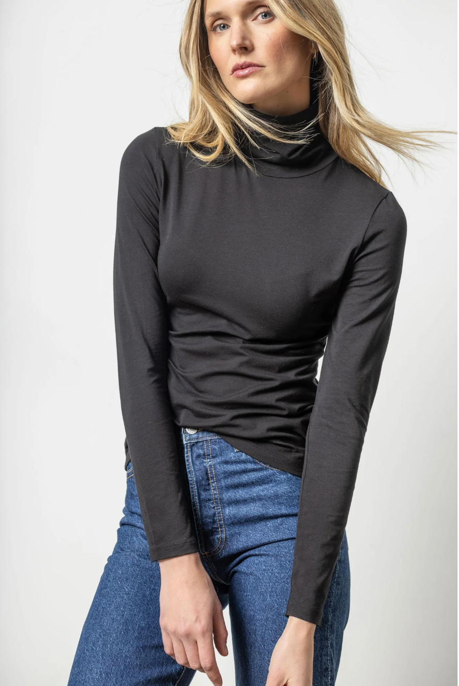 LILLA P Long Sleeve Turtleneck Tee