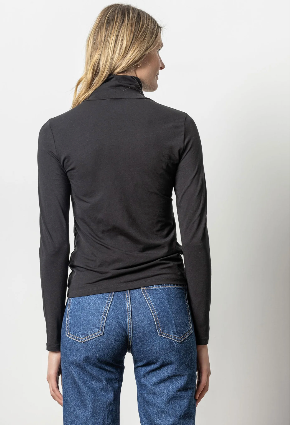 LILLA P Long Sleeve Turtleneck Tee