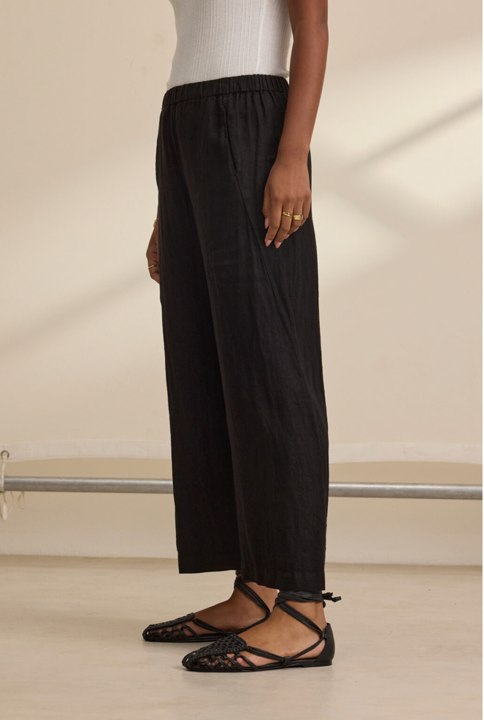 Velvet by Graham & Spencer Lola Linen Pants