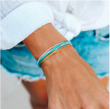 Load image into Gallery viewer, Puravida Charity Bracelets